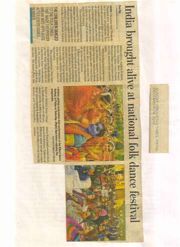 Hindustan times patna 29 dec 2013 national folk dance festival Thumuk tumuk